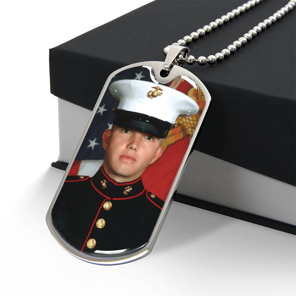 Engraved Dog Tag Necklace for Dad – A Meaningful Gift of Love