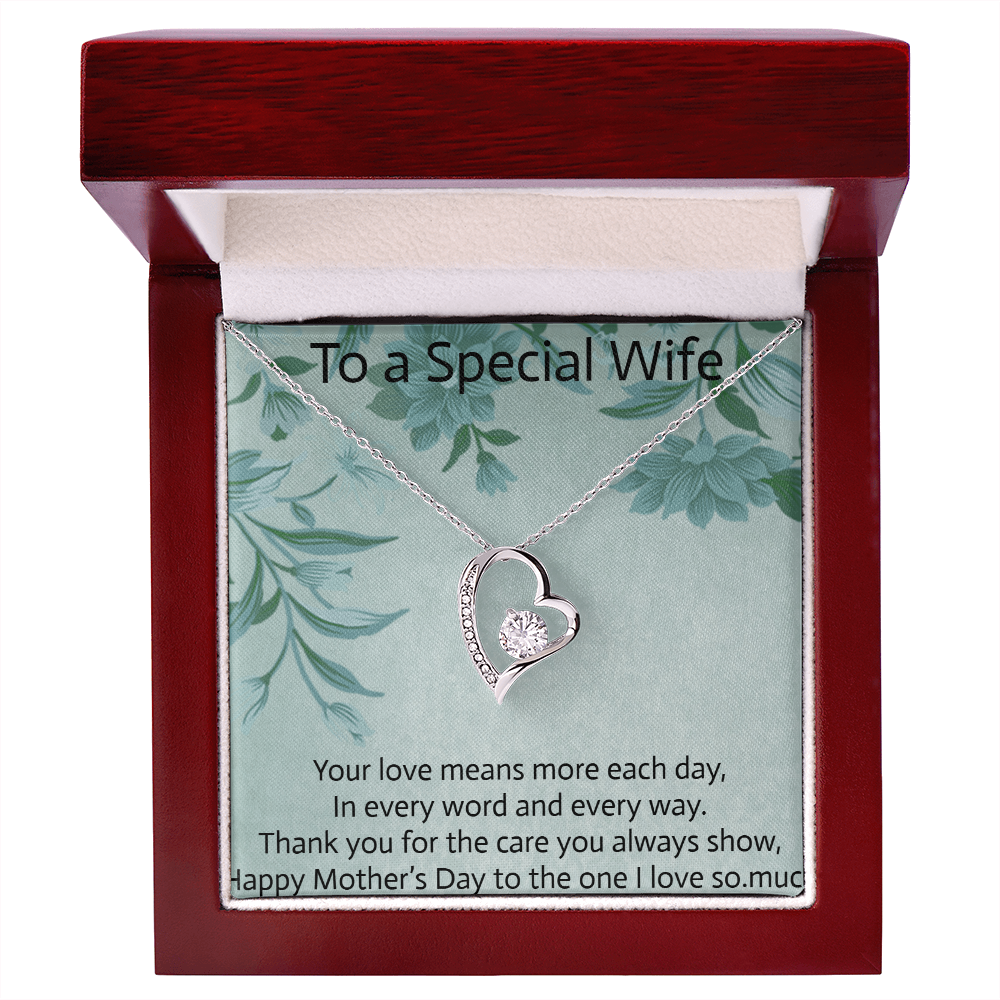 Forever Love Necklace – The Perfect Gift for Your Wife
