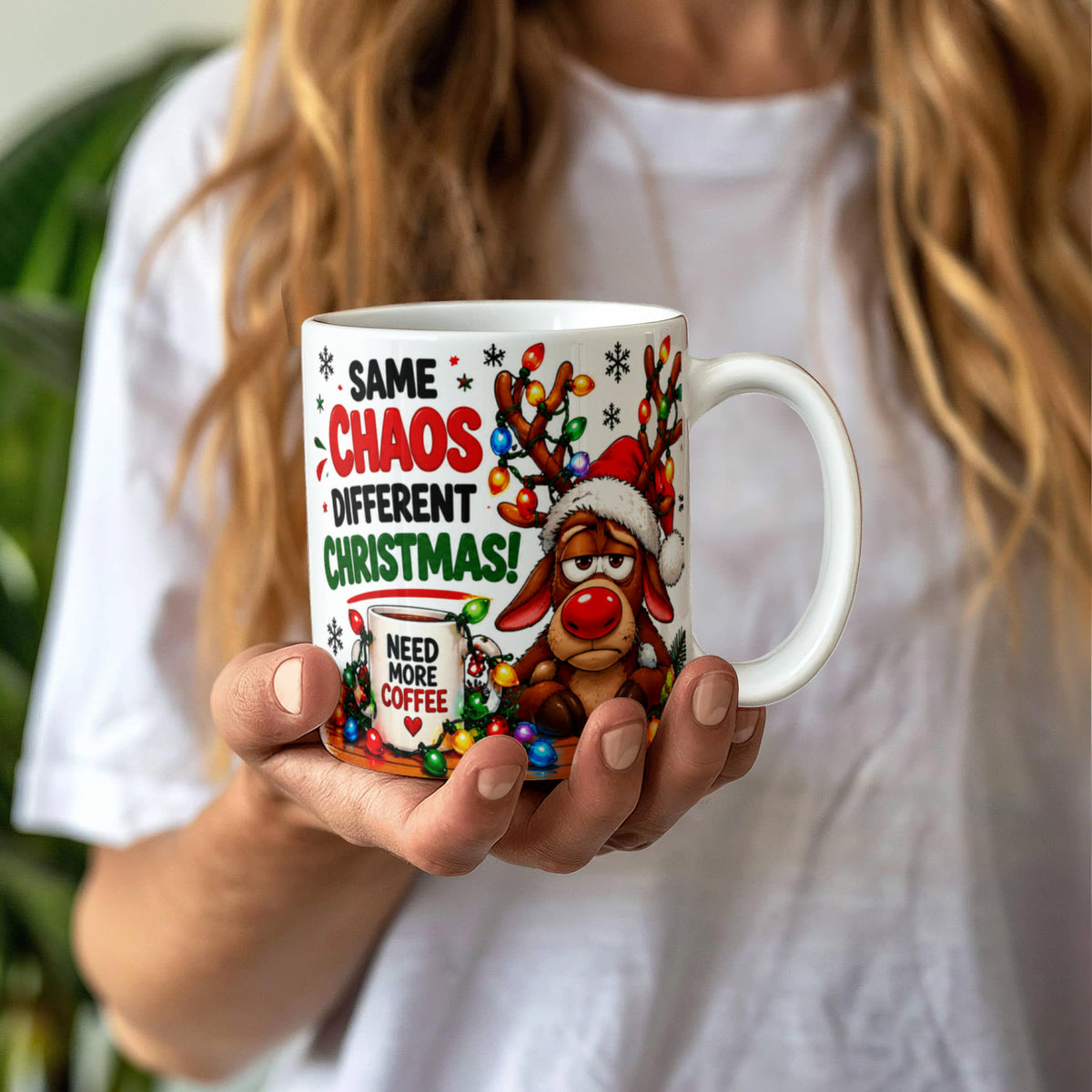 Funny Santa And Reindeer Mug – Comical Festive Gift for Coffee Lovers