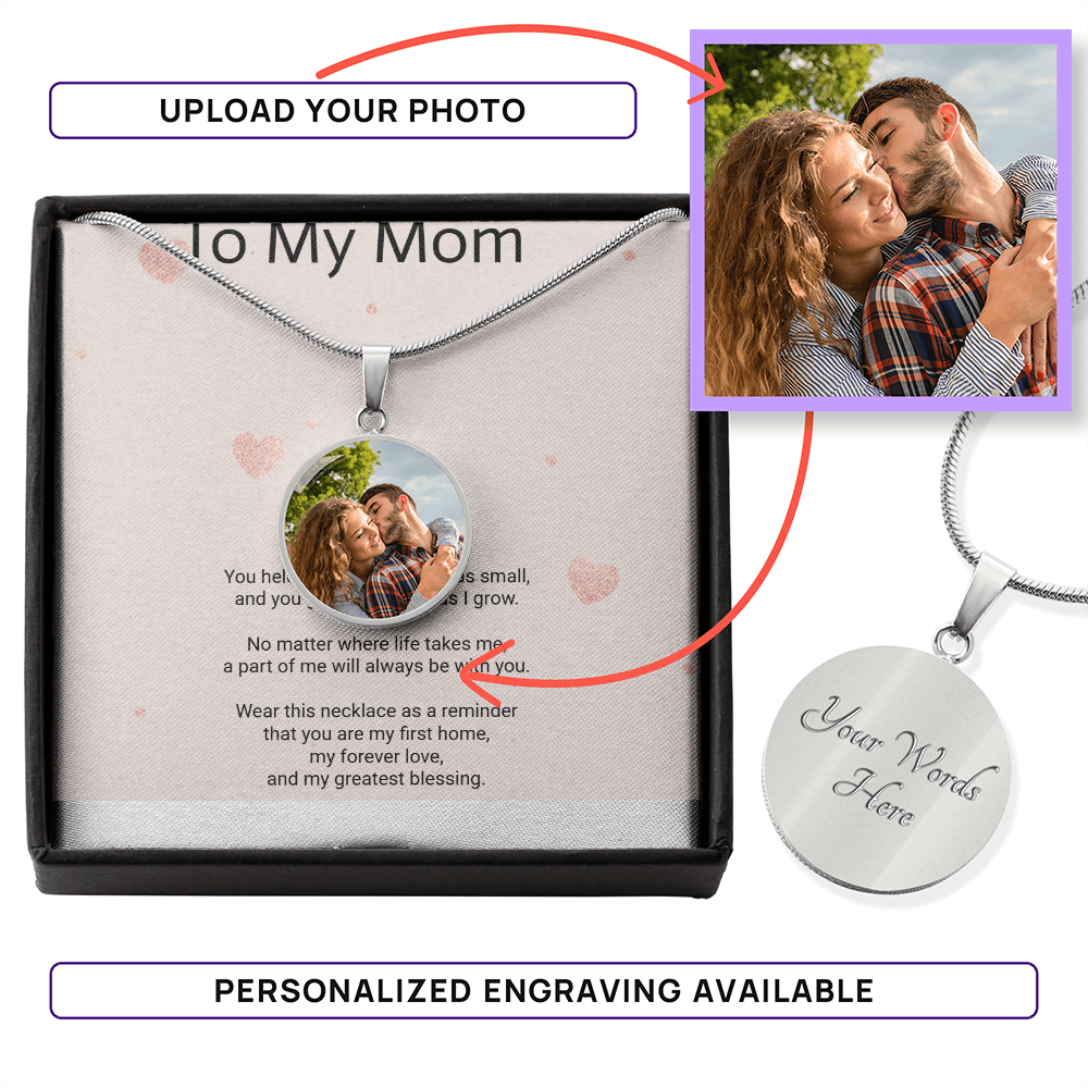 Photo Circle Necklace for Mom – A Gift Filled with Love