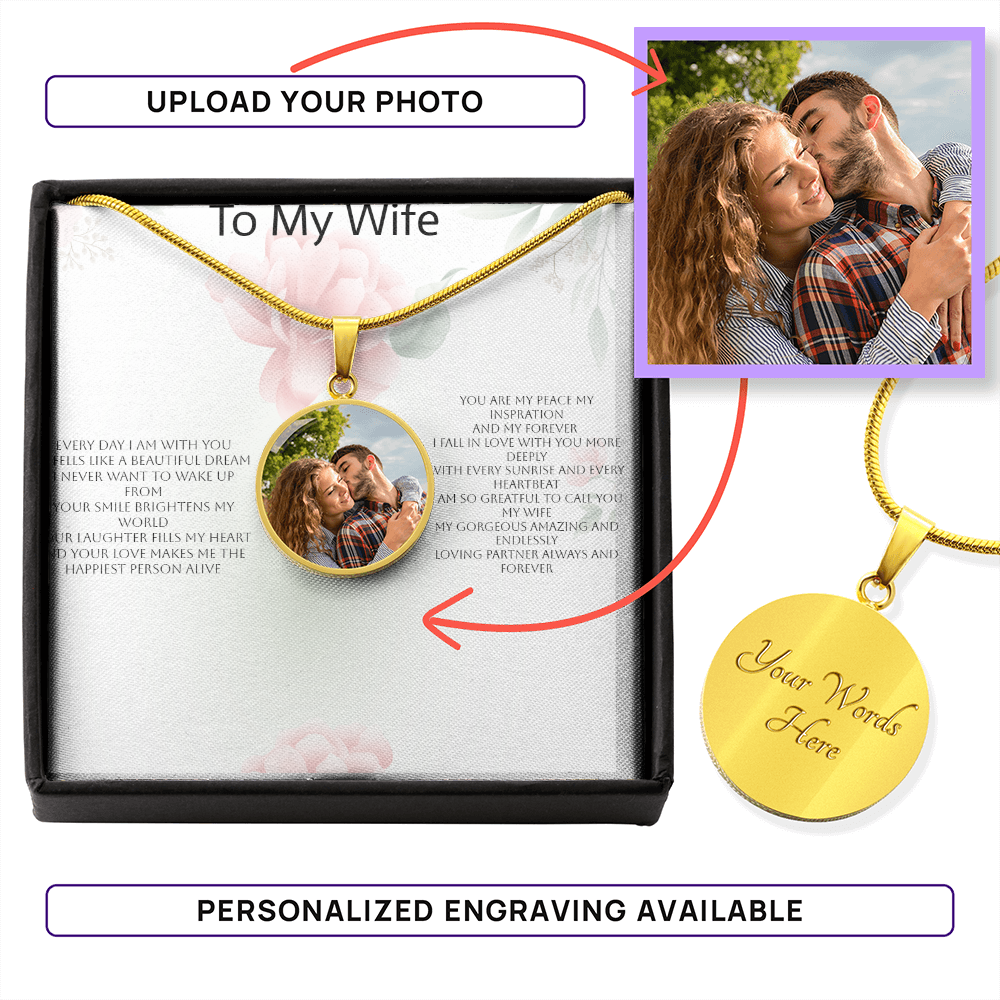 Photo Circle Necklace for Wife – A Romantic Gift from the Heart